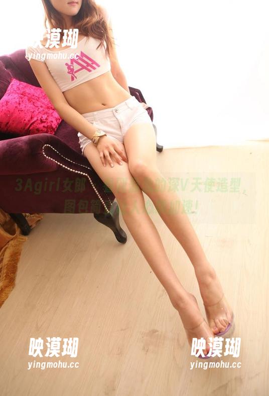 3Agirl女郎-盈盈 3Agirl女郎 - 看到盈盈的深V天使造型,图包简直让人心跳加速!