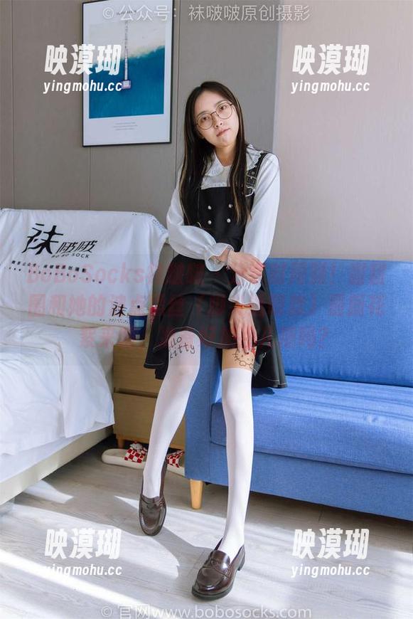 BoBoSocks袜啵啵 - 分享时间到！甜甜圈和她的波点黑丝（脚尖透明款）最新花絮来啦，准备好加点儿糖吗？