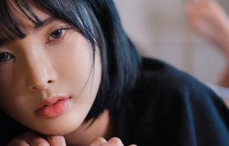 发现Hyoyeon(김효연)新的高清自拍套图，心里想的是，这真的是人在拍照吗？没事儿吧？