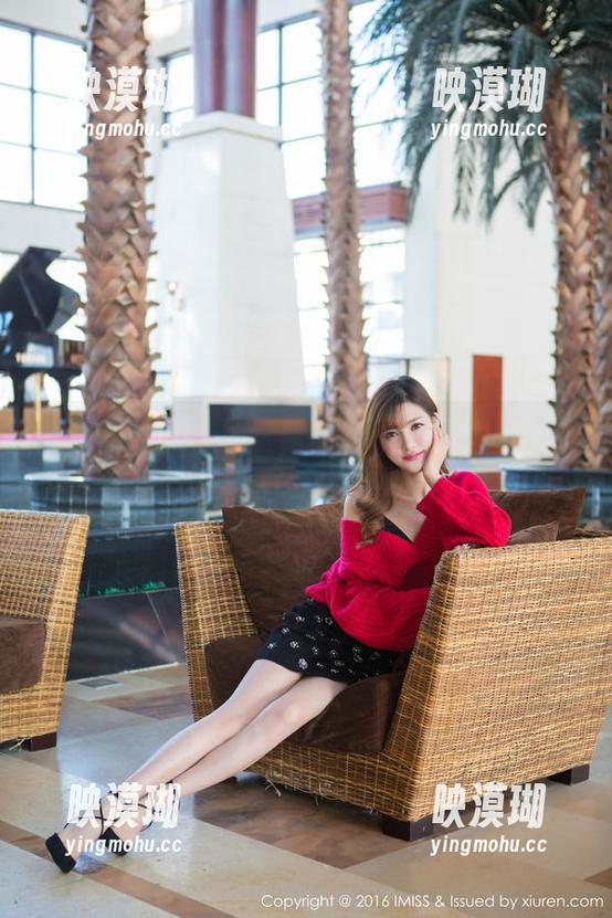 IMiss爱蜜社 - 在杨紫嫣的裸足世界里，发现最诱惑的写真资源！