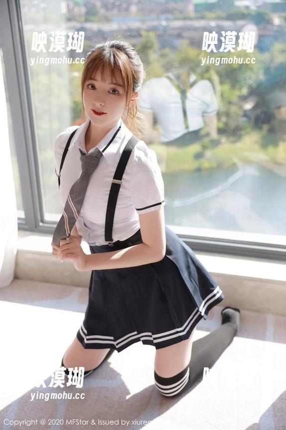 MFStar模范学院 - 浮光掠影，白子嫣nicky制服的每个细节都在网盘里等你探索！