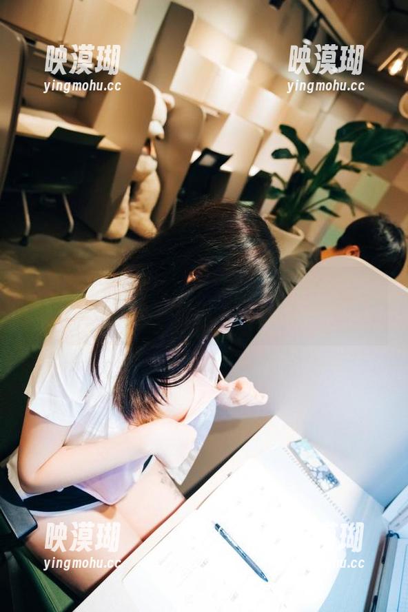 Sonson(손손)的暗黑女仆套图：认真看了半小时，人工智能也没告诉我她在哪！