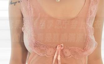 UGirls尤果网 – 当李思宁穿上皮衣，更新的图片真是喜感满满！