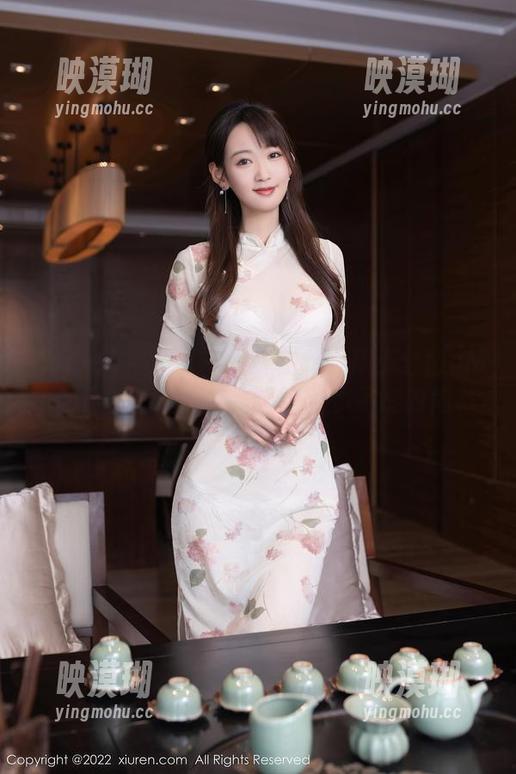 Xiuren秀人网-伊小七MoMo Xiuren秀人网 - 图片在此!伊小七MoMo的最新运动风格,谁说跑步不能时尚?