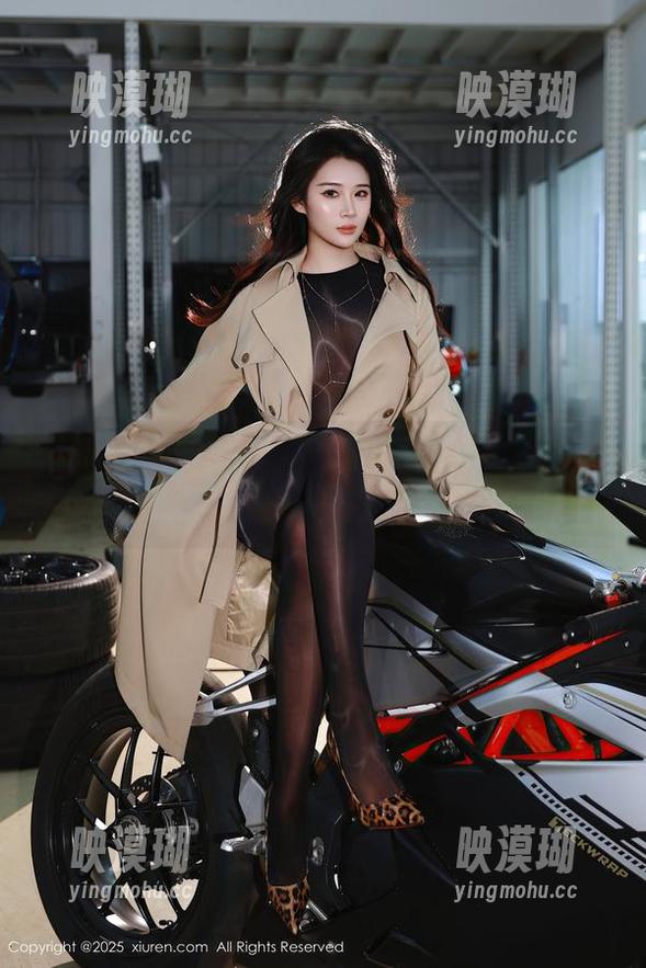 Xiuren秀人网 - 卓芷伊EricA的夏天，高清作品让我怀疑人生，什么叫完美啊！