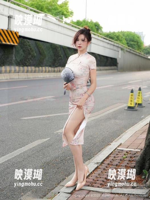 Xiuren秀人网 - 小蛮妖_honey的连衣裙全套写真，简直是视觉的狂欢，心动不已！