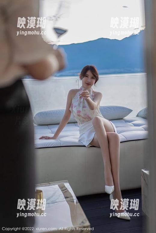 Xiuren秀人网 - 粉色小调：张庭蓉的照片免费分享，快来感受这股甜蜜气息！