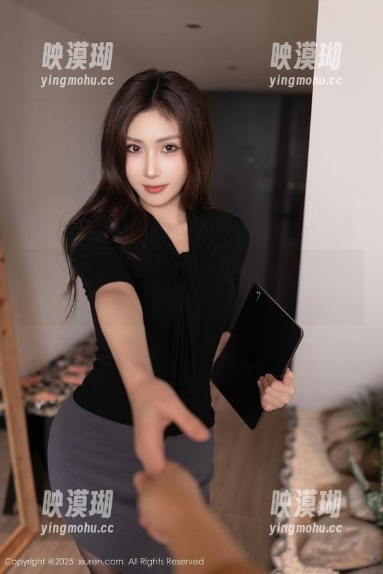 Xiuren秀人网-徐莉芝Botty Xiuren秀人网 - 徐莉芝Botty——办公室里的图包艺术,不一样的工作灵感!