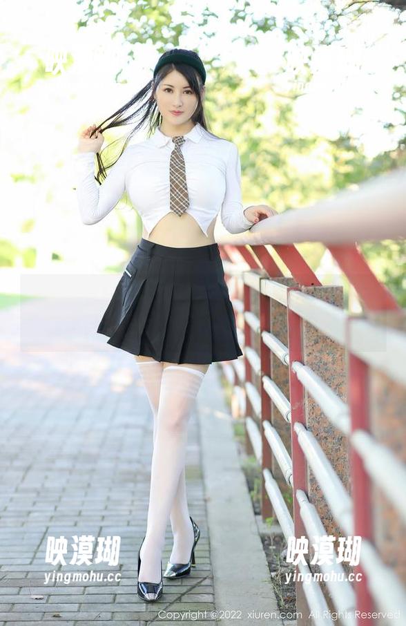 Xiuren秀人网 - 无圣光也能如此惊艳，悦悦姐的白丝写真有点意思