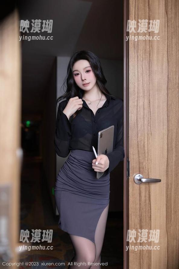 Xiuren秀人网-是小逗逗 Xiuren秀人网 - 是小逗逗的旗袍幻想:套图背后的柔软故事