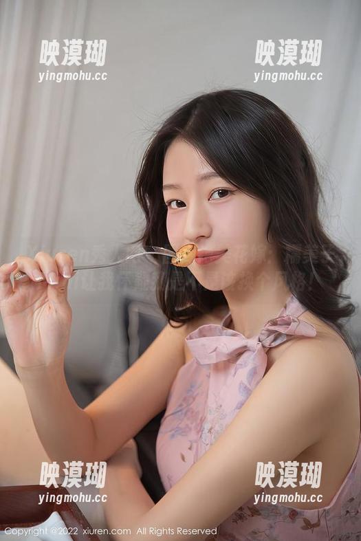 Xiuren秀人网 - 图库绝美花嫁：糯美子Mini让我怀疑我是不是该换个风格！