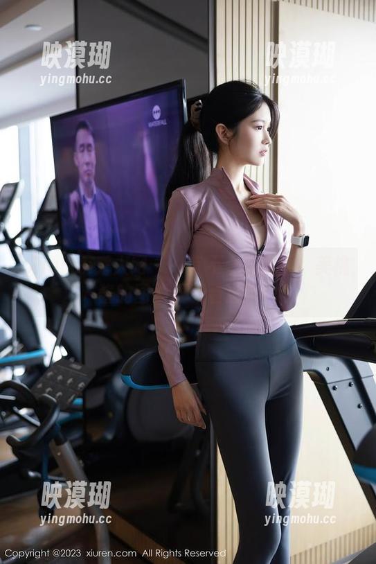 Xiuren秀人网 - 一言不合就美腿！美桃酱的图集下载看过来！