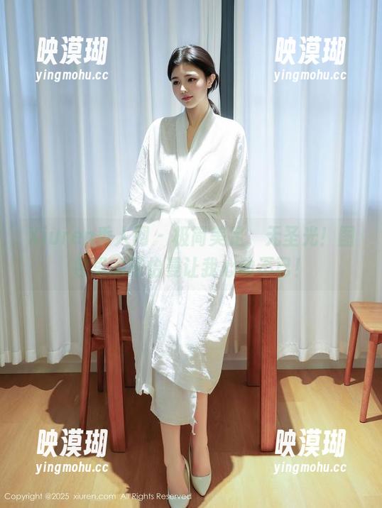 Xiuren秀人网 - 极简美足，无圣光！图包里的陈怡曼让我心动不已！