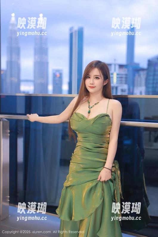 Xiuren秀人网 - 被陈茜妮zoe的女神魅力吸引，原图教你如何做个自信的观众！