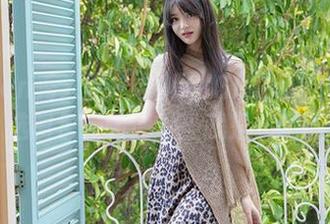 Xiuren秀人网 – 黄婧GIGI的浴缸自拍精选图包，随便坐坐就是一幅画