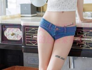 Xiuren秀人网 – 龙泽美曦的圣诞图库精选，没看过的赶紧来补课！