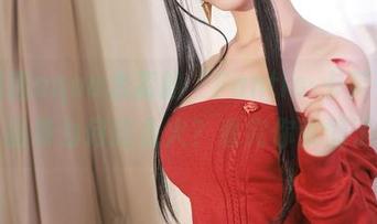 想知道aqua水淼的“Fantia-卡芙卡”作品集为何这么火？看完你就懂了。