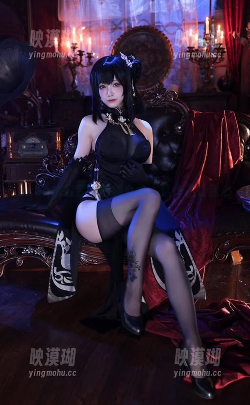 aqua水淼变身制服女神：这作品让我心跳加速了！
