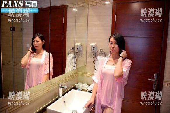 pans - 小柔的秘书魅力：高清壁纸让你心动不已！