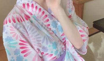 高清图片里，けん研的体操服让人心跳加速！