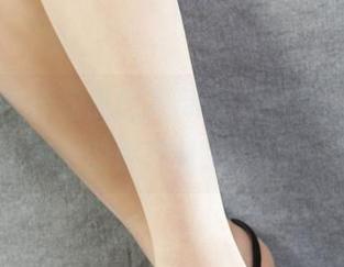 丽柜 – 今天的美图更新是双生花，凉儿和闺蜜的默契让我心碎？