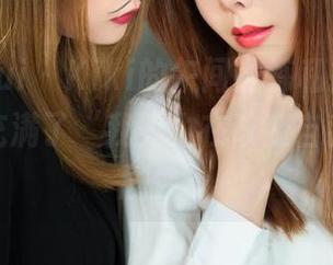 丽柜ligui – Kiki的午间锻炼私拍：每一套图都充满了“我努力在改变自我”的戏剧性！