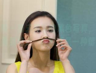 克拉女神 – 有宋智珍的黑色写真，我正在思考，黑到底是一种色还是一种情感呢？