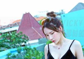 嗲囡囡 – 当校服遇上陈雅漫VICKY：这些写真真是有趣，分享一下我那时的懵懂