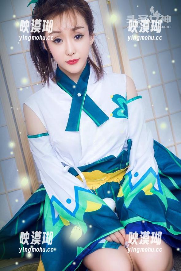 头条女神 - 草莓酱的浴缸奇遇：私拍原图，生活就该这么搞怪！