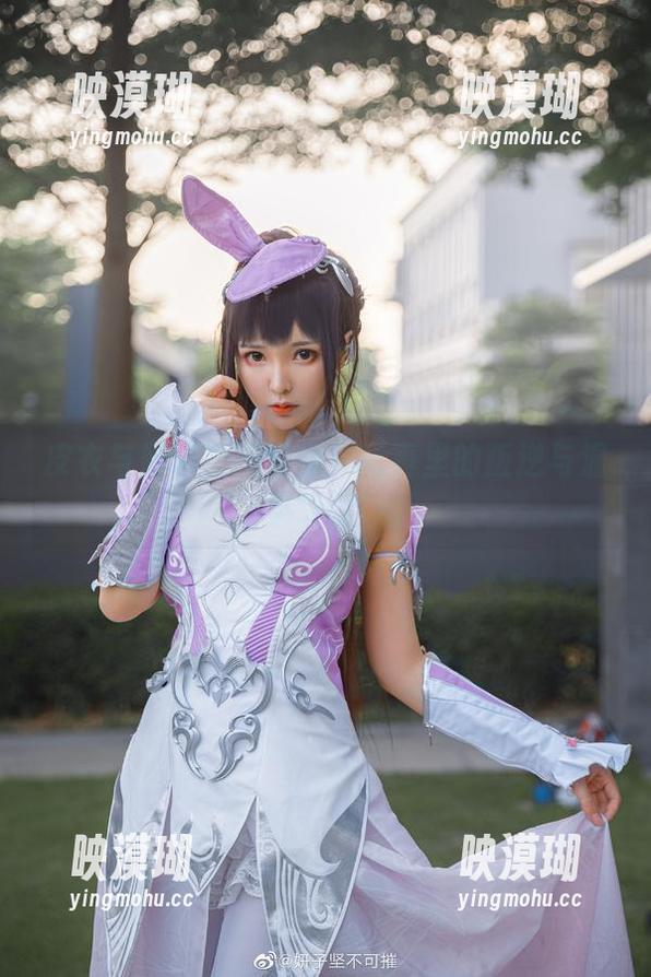 皮衣与妍子坚不可摧：写真里的叛逆与温柔交锋！