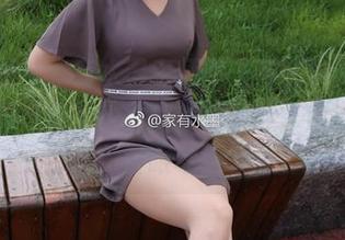 微密圈 – 家有水墨老师的圣诞图集更新啦，虽然好像不是我想要的那样，但还挺吸引眼球！
