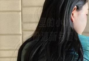 微密圈 – 校园图册里的小u优优子，偷偷感受那份清新与暧昧