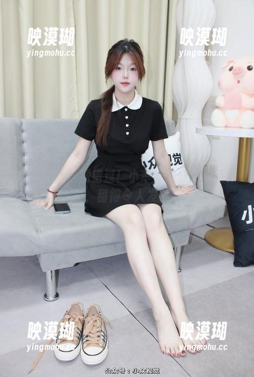 小众视觉 - 别错过！小苹果妹妹图集更新，甜得令人发腻