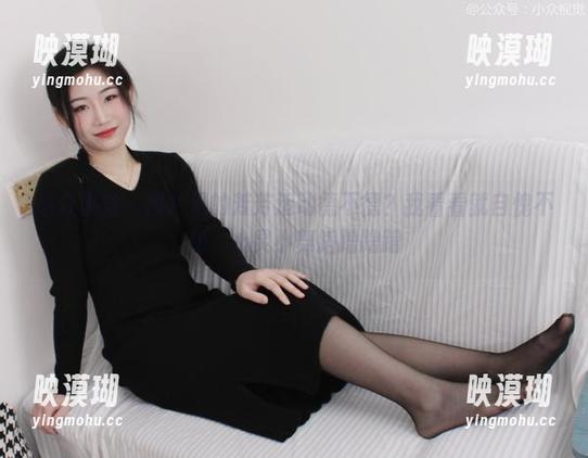 小众视觉 - 图片里的芳芳运动德不德？我看看就自愧不如，心灵小舞蹈蹭蹭蹭