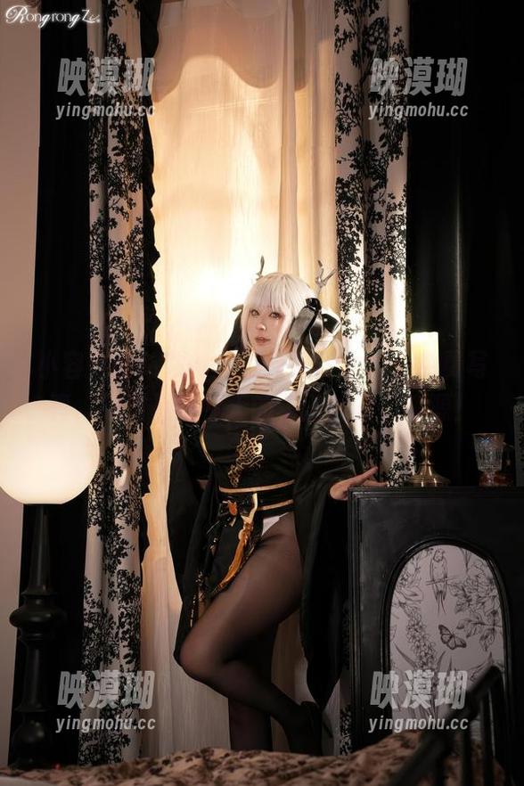 小容仔咕咕咕w的酒吞童子女仆，免费写真，绝对是你今天的“正能量”来源！