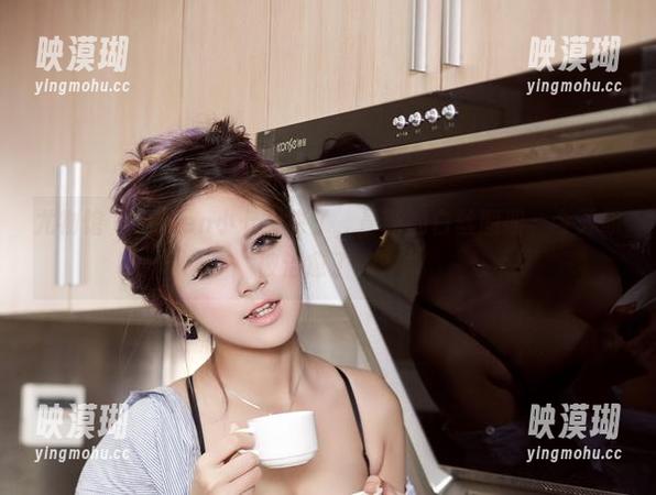 尤物馆 - Seven小七又来了，最新的白丝图册，今天你被治愈了吗？
