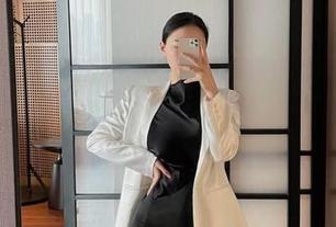 微密圈 – 爱在手心：左公子666的美图，甜蜜又带点迷离