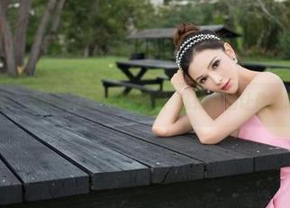 推女神 – 潇同学女神范儿十足！私拍作品让你投降了？