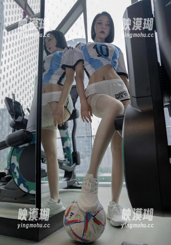 果儿Victoria 微密圈 - 果儿Victoria清纯图集:是要我心动,还是要我心碎?