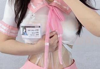 微密圈 – 桃沢樱呀的照片和扇子，搭配得让人目不转睛，话说这组拍的咋这么好？