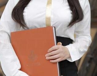 模范学院 – 程程CC的女仆写真大更新，配图里的她简直不食人间烟火！