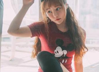 波萝社 – 高跟鞋与夏美酱：这套图，真心警告！可能会让你走火入魔！