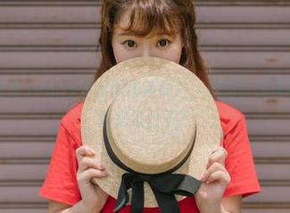 波萝社 – 晓茜sunny捧出的最新照片：剧情？还是随便编个故事来过日子？