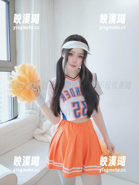 最新合集！白银81露背上衣，不仅仅是时尚，更是一种态度！