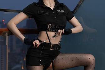 秀人网 – Suki_baby的连衣裙：作品分享，看看我眼中的美好和小心思。