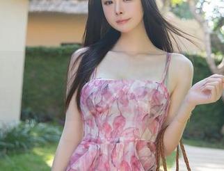 秀人网 – 每一张周慕汐fairy的短裙私房图片都是一种不可言喻的美！