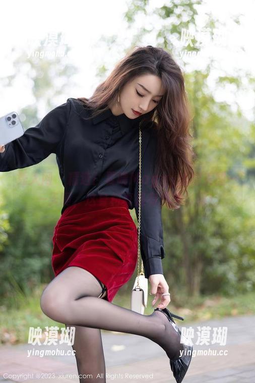 秀人网-夏晓Maggy 秀人网 - 精选!夏晓Maggy泳池美图——天啊,这身材真是有点夸张啊!