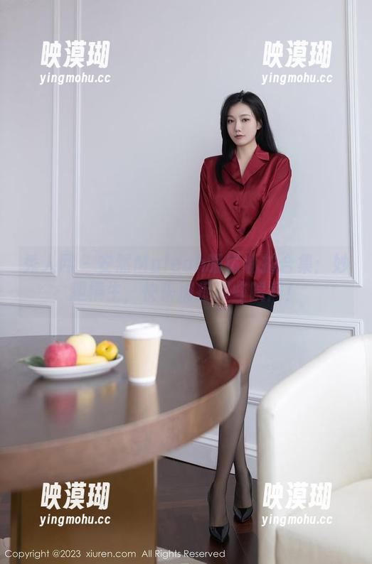 秀人网 - 安然Maleah眼镜私拍合集：妙趣横生，快来捕捉那些瞬间！