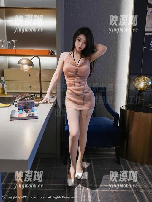 秀人网 - 徐莉芝Booty的职业装作品集，看完我只想问：你是怎么做到的，让工作也变得好看？
