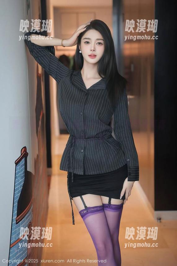 秀人网 - 米妮大萌萌与天台，免费写真背后的故事